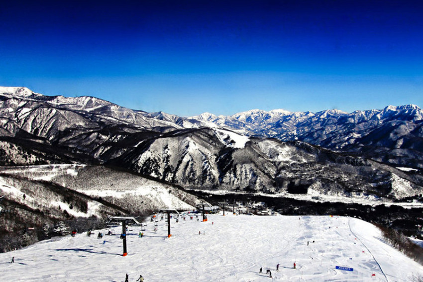 东京-长野 滑雪两日游：长野古城+阿尔卑斯山