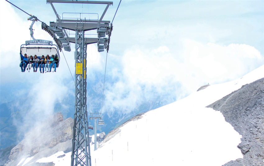 瑞士冰雪一日游：英格堡—铁力士雪山滑雪1日游 苏黎世往返